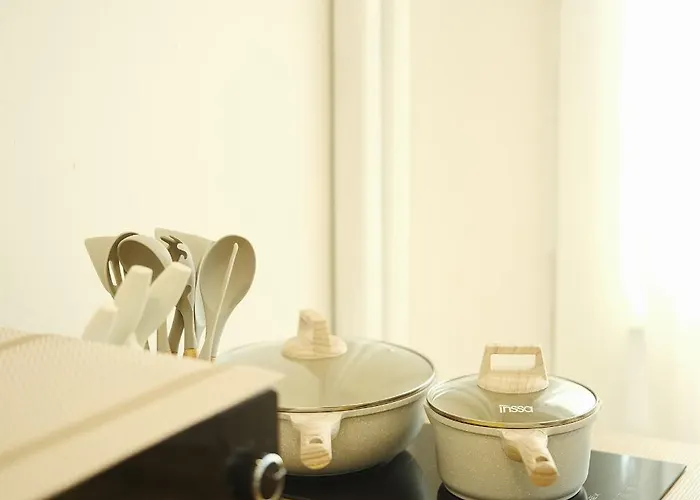 3br In China Town, Rare To Find 2 Mins From Mrt Train Appartement