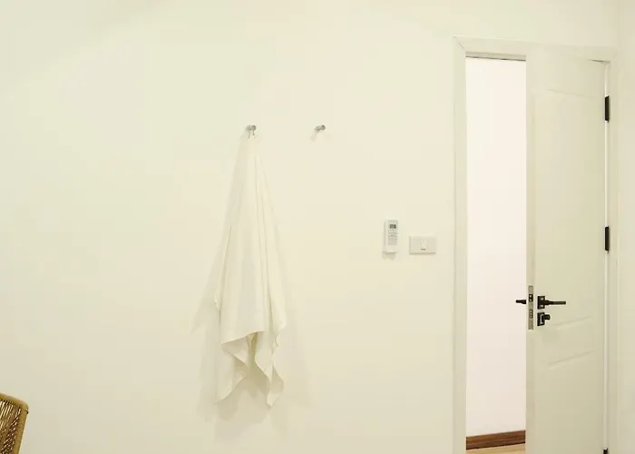 3br In China Town, Rare To Find 2 Mins From Mrt Train Appartement