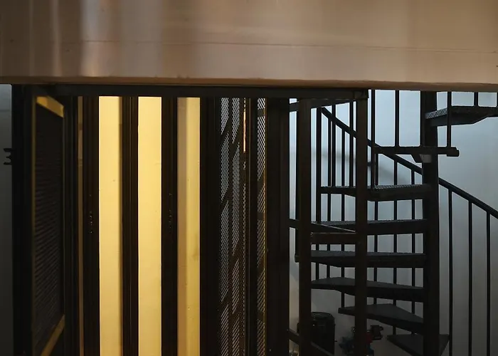 Appartement 3br In China Town, Rare To Find 2 Mins From Mrt Train Bangkok